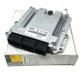 Блок управления двигателем 8200946162 ecu laguna iii 2.0dci