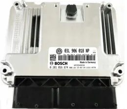 Блок управления ECU 03L906018NP ecu vw touran 0281016674