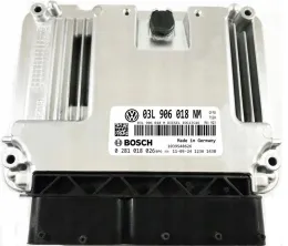 Блок управления ECU 03L906018NM ecu vw 2.0 tdi 0281018026