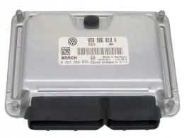 Блок управления ECU 8D0906018H ecu vag 1.8 t 2.0 0261206035