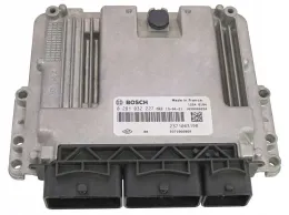 Блок управління 23710 BB47B M7 qashqai 2.0 dci 0281030685