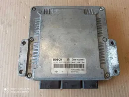 8200204836 блок управления ECU Nissan Primastar 2001