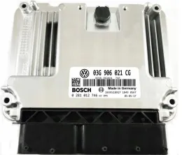 0281012746 блок управления ECU Volkswagen Caddy 2007