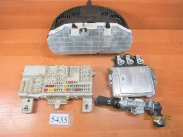 Блок управления 8LBS3PA mazda 3 1,6 citd 5u71-12a650-ab 0281011995 br5s66730d