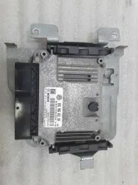 03G906021RN блок управління ECU Volkswagen Touran I 2009