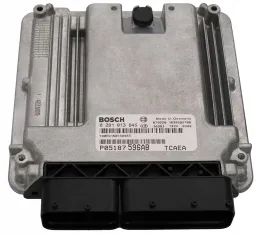 Блок управления ECU 0281013845 ecu patriot 2.0crd p05187596ab