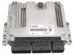 Блок управления ECU 237106250R ecu renault 1.5 dci 0281031867