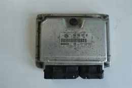 Блок управління двигуном 066906032AP vw new beetle 2.3 ecu