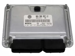 Блок управления ECU 06A906032LE ecu vw bora 1.8 0261207747