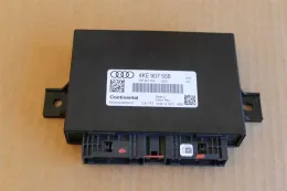 Блок керування двигуном 4KE907558 audi e-tron