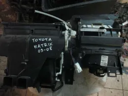 Блок управління підігрівом 87010-02721 toyota matrix i,