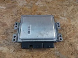 237100875R блок управления ECU Nissan NV200 2010