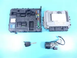 Блок управления ECU 11901185 ecu kia sorento 39108-3c230 mt86