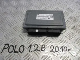 03E906019 блок управління ECU Volkswagen Polo V 6R 2011