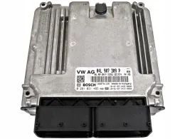 Блок управления ECU 0261204898 ecu audi tt 1.8 t 8n0906018a