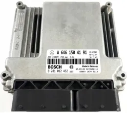 Блок управления ECU 0281012452 ecu mercedes a6461504191