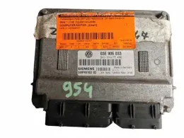 Блок управления ECU 5WP4016303 vw polo 1.2b 03e906033 ecu