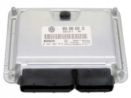 Блок управления ECU 0261207913 ecu vag 1.8 t 2.0 06a906032jd