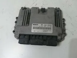 0281011529 блок управления ECU Opel Vivaro 2004