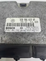 038906018AP блок управління ECU Volkswagen New Beetle 2004