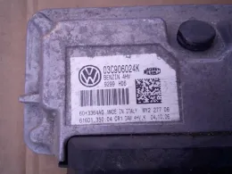 03C906024K блок управления ECU Volkswagen Golf V 2005