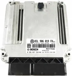 Блок управления ECU 03L906019FH ecu vw t5 2.0 0281017554