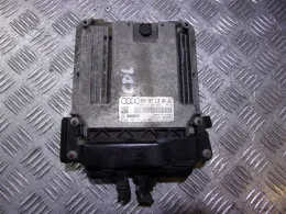 Блок керування двигуном 0261S02721 audi s3