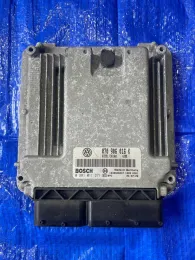 Блок керування двигуном 3B09007557S audi vw 0261208536