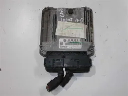 03L906022HR блок управління ECU Volkswagen Golf VI 2008