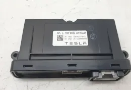 2114120000459 блок управления парктрониками Tesla Model S 2014