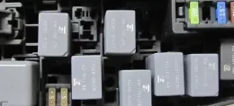 8211505A40 Fuse box control unit Toyota Avensis T270 2017