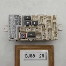 8637B902 блок предохранителей Nissan