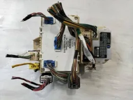 3677072K01 блок предохранителей Suzuki Swift