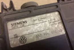 037906024B блок управління ECU Volkswagen Golf III 1994