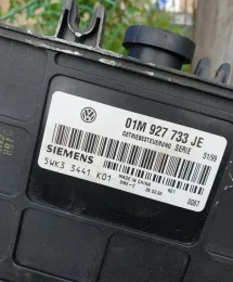 01M927733JE блок управления Volkswagen Golf IV 2000