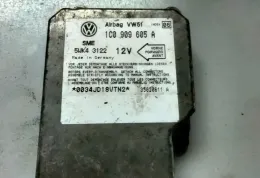 35020611A блок управления AirBag (SRS) Volkswagen Golf IV 2000