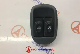 Блок кнопок стеклоподъемника для Renault Scenic 1