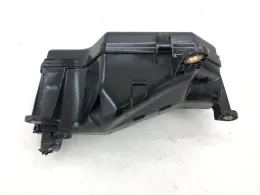 8266253011 блок запобіжників до Toyota