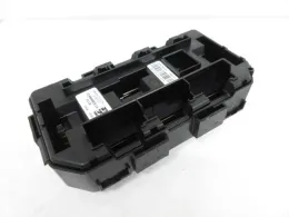 938906801 блок предохранителей Bmw 1, series
