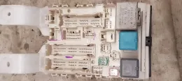 5F221135 блок запобіжників Toyota Prius (XW20) 2005
