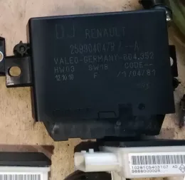 Блок керування парктрониками 259906372R renault pdc