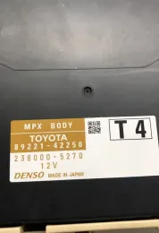 63585939 кришка блоку запобіжників Toyota RAV 4 (XA40) 2017