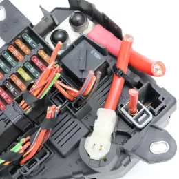 61149138830 блок предохранителей Bmw