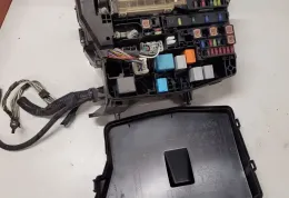 8266205150 Fuse box control unit Toyota Avensis T270 2010