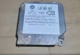37011111 блок управления AirBag (SRS) Volkswagen Caddy 2001