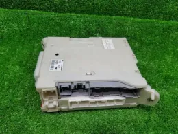 8273028310 Toyota Noah fuse control box