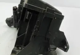 8266247090 блок предохранителей Toyota Prius (XW30) 2010