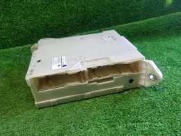 8273028140 Toyota Estima fuse control box