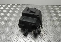 8266226200 Fuse box control unit Toyota Hiace (H200) 2008