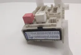 8273002J40 Fuse box control unit Toyota Auris 150 2011